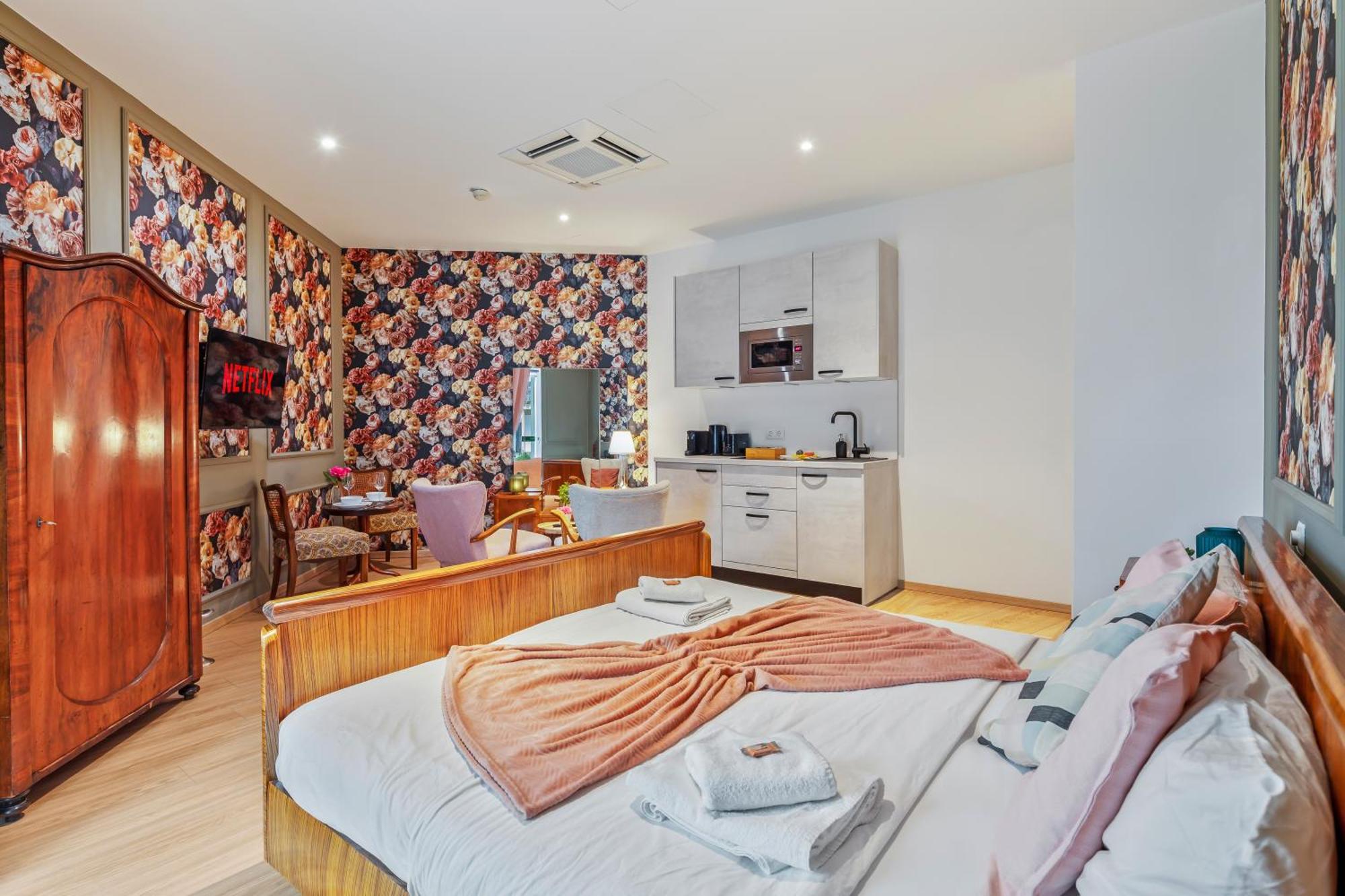 Stylish Flower Power Studio - Close To City Center & Public Transport - Ac & Wifi Vídeň Exteriér fotografie